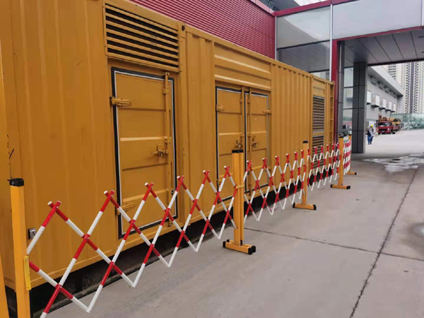 西工租赁发电机发电机油箱使用后要定期清除油箱底部沉淀的杂质