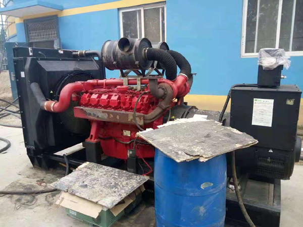 西工关于柴油发电机组水箱污垢的产生与清理