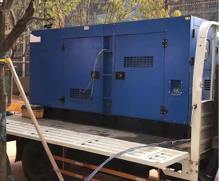 西工柴油发电机组空气滤清器多久更换一次？