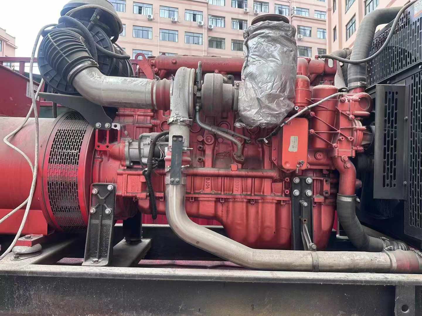 西工如何选择适合 600kW 柴油发电机组的过载保护器？