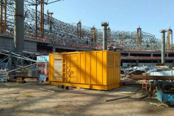 西工发电机出租如何判断空气滤清器是否需要更换？
